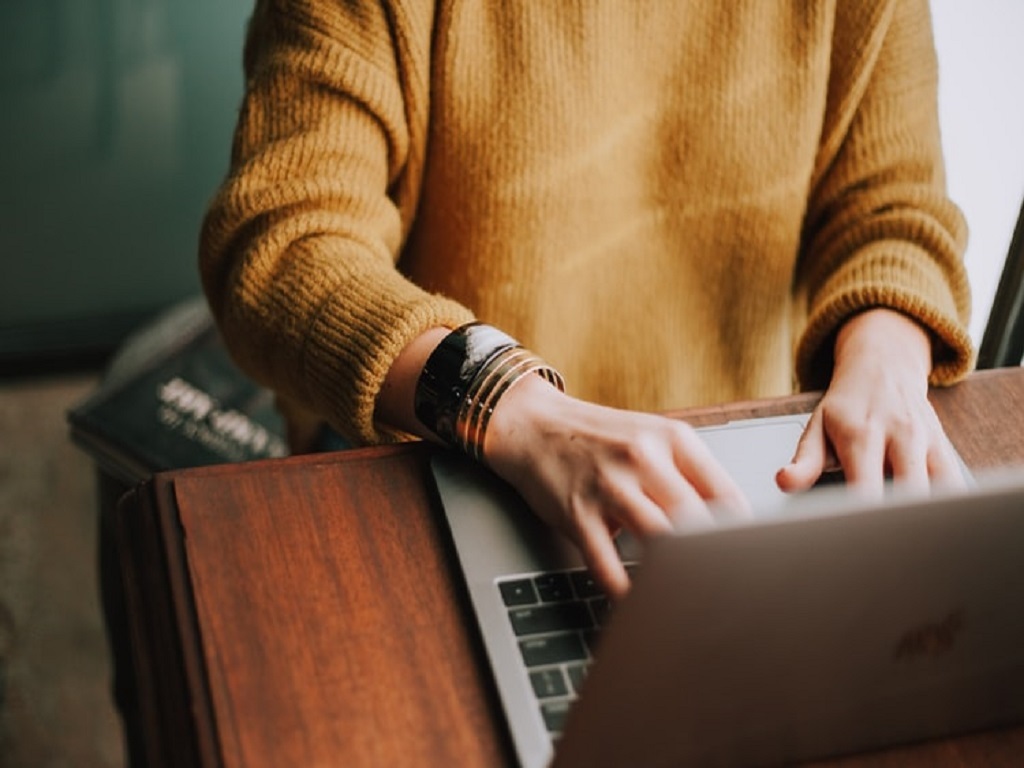 5 Software Tools Every Small Business Needs to Invest In
