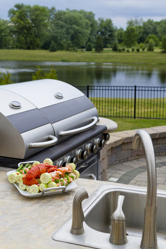 What Are The Costs Of Building An Outdoor Kitchen?