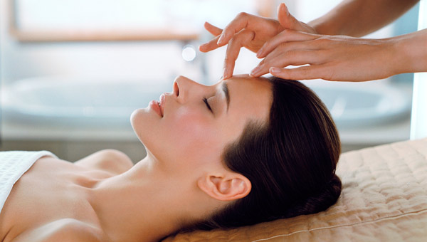 Elemis Remarkable Anti-Aging Pioneer Or Sheer Imposter