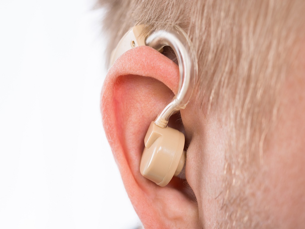 7 Ways to Maintain Your Hearing Aids at Home