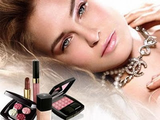 What Kind Of Makeup Samples Are Available?