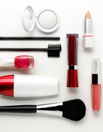 How To Get Free Makeup Samples And Makeovers